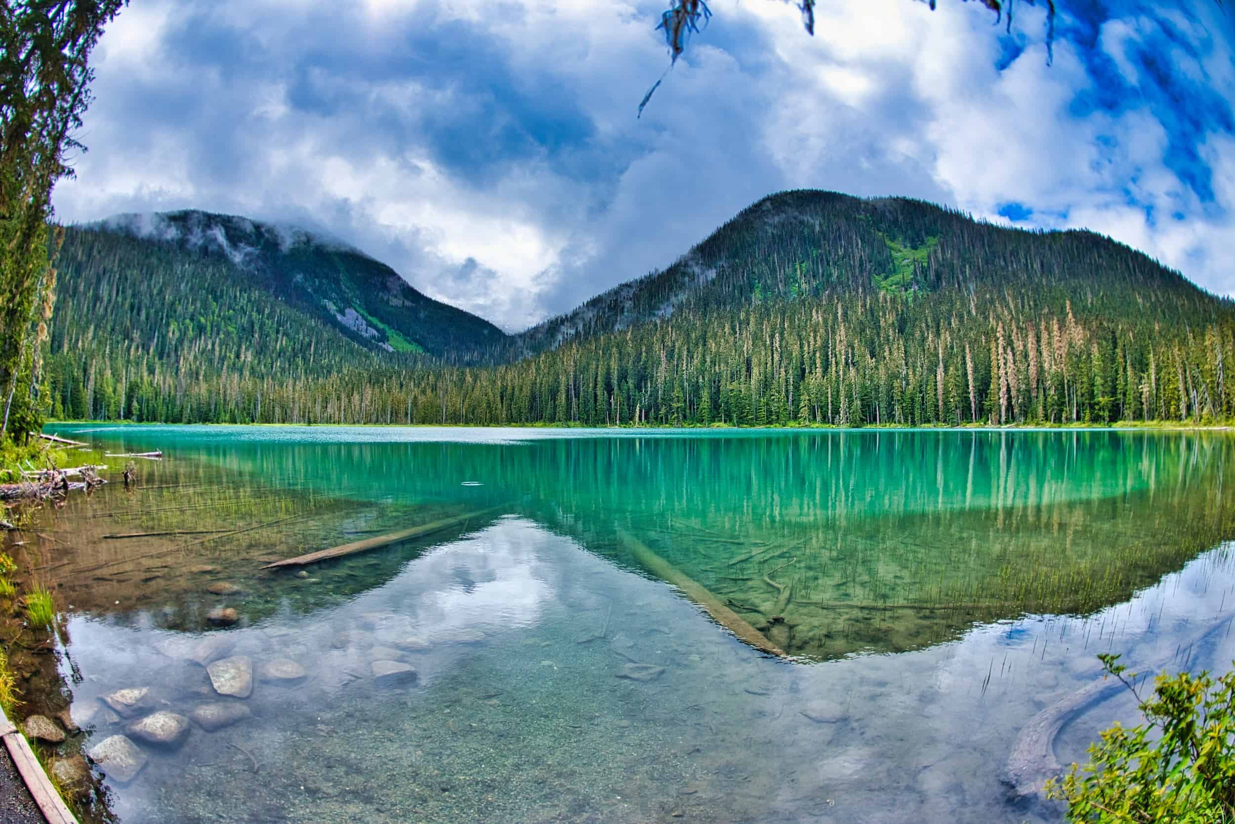 12 of the Most Beautiful Lakes in British Columbia, Canada - Canadian ...