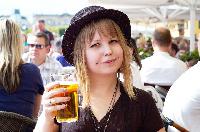 beer girl