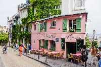 montmartre pink house